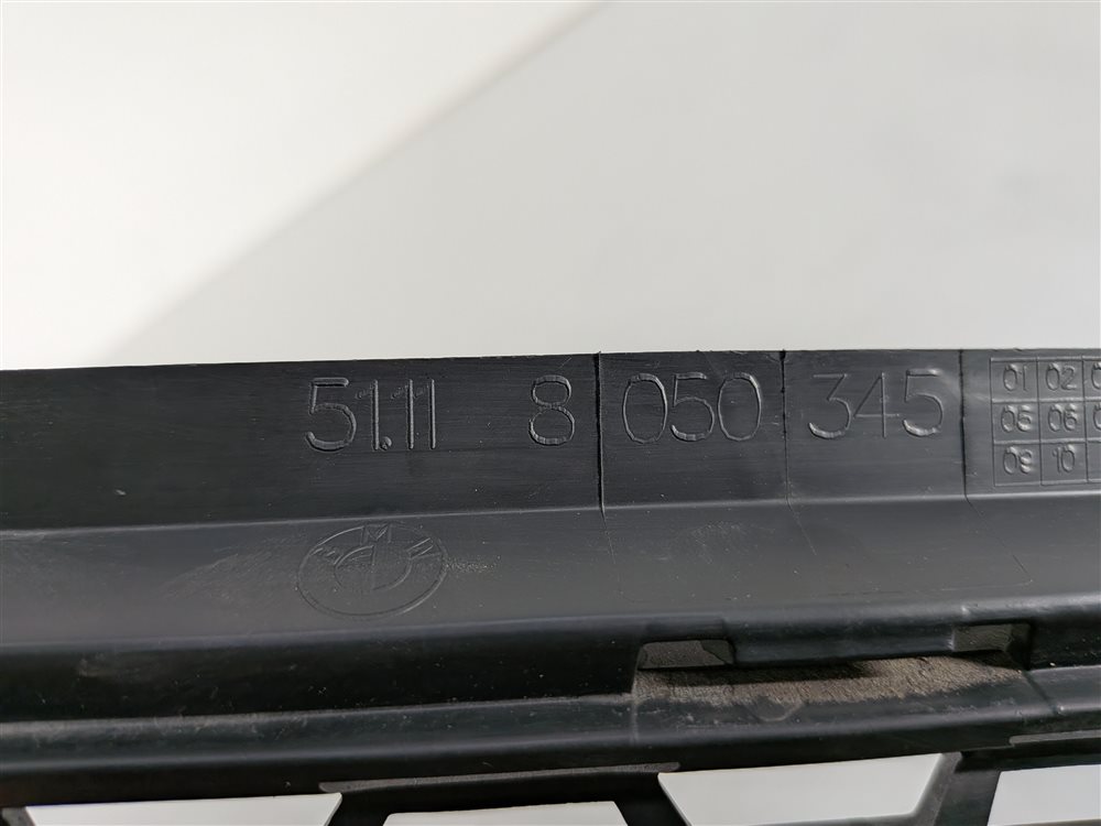 Thumbnail 9: 12-19 BMW 640i 650i (F06 F12 F13) M-AERO FRONT CENTER LOWER BUMPER GRILLE VENT