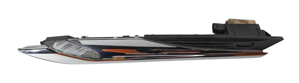 Thumbnail 3: 12-15 BMW 6 SERIES F06 F12 F13 FRONT LEFT FENDER LIGHT w/ AUTO PARK RADAR SENSOR