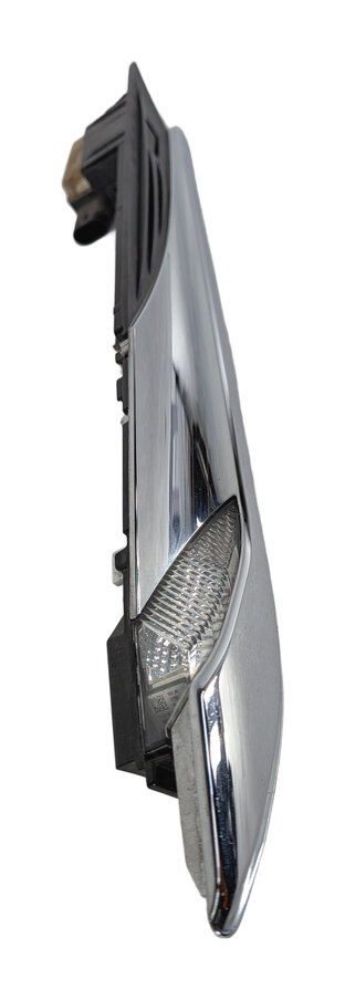Thumbnail 5: 12-15 BMW 6 SERIES F06 F12 F13 FRONT LEFT FENDER LIGHT w/ AUTO PARK RADAR SENSOR