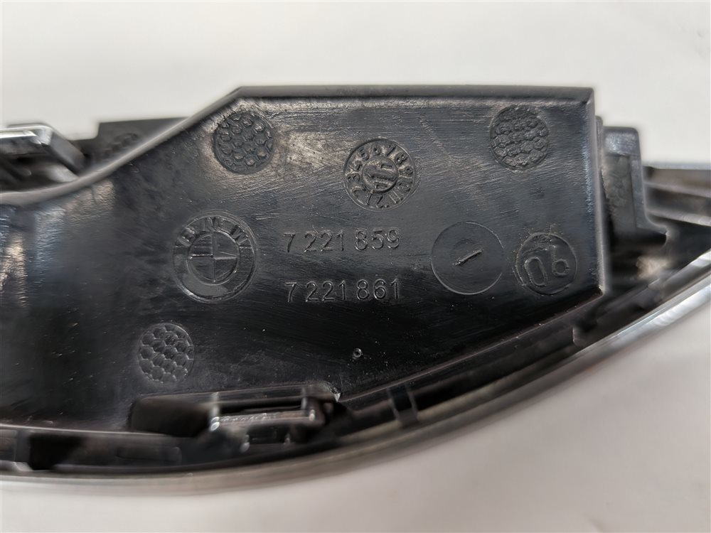 Thumbnail 8: 12-15 BMW 6 SERIES F06 F12 F13 FRONT LEFT FENDER LIGHT w/ AUTO PARK RADAR SENSOR