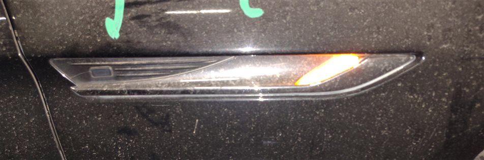 Thumbnail 2: 12-15 BMW 640i 650i ALPINA B6 (F06 F12 F13) FRONT RIGHT TURN SIGNAL LIGHT w/ PDC