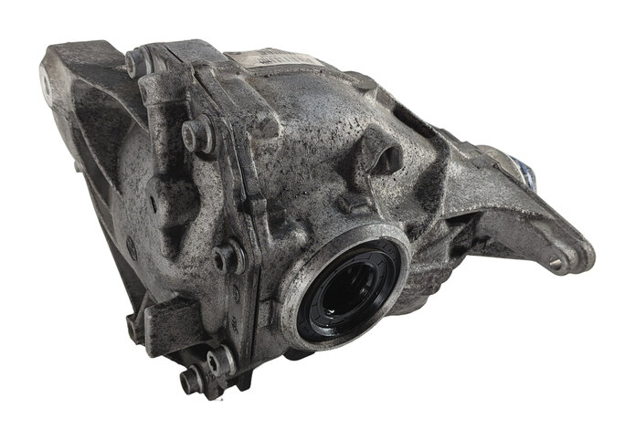 11-19 BMW 528i 535i 640i (F10 F12) REAR DIFFERENTIAL GEAR CARRIER (3.23 RATIO)