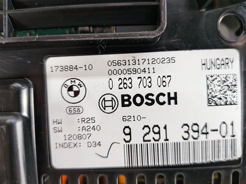 Thumbnail 9: 11-14 BMW 528i 535i 550i 640i 650i 740i 750i (F10) SPEEDOMETER MPH CLUSTER(101k)