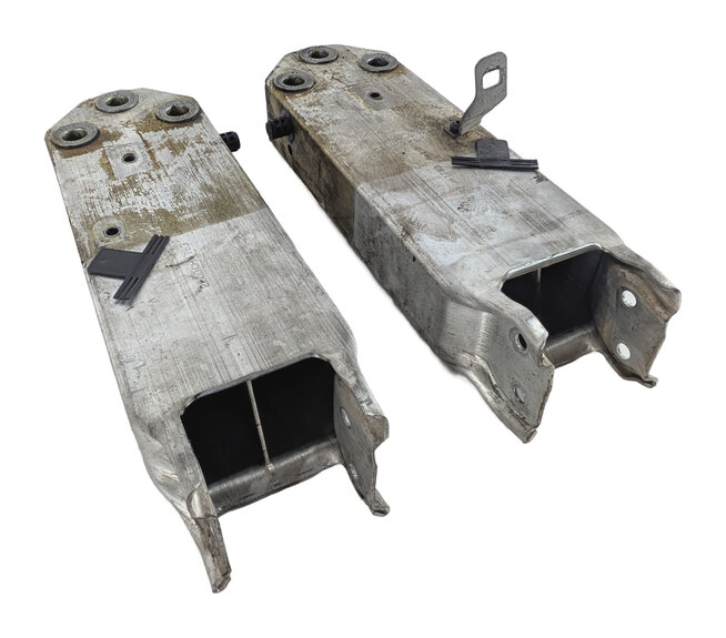 12-15 BMW 640i 650i M6 F06 F12 F13 FRONT LEFT & RIGHT IMPACT BAR BRACKET SET/2