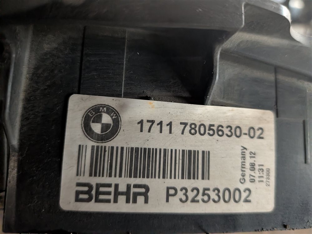 Thumbnail 8: 10-19 BMW 5 6 7 F01 F06 F07 F10 F12 LEFT DRIVER AUXILIARY RADIATOR w/BRACKET