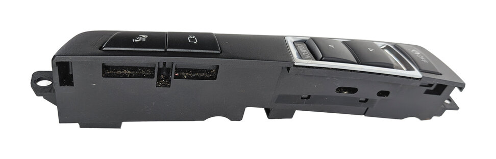 Thumbnail 4: 2013 BMW 640I GRAN COUPE F06 CENTER CONSOLE DSC SPORT COMFORT CAMERA PDC SWITCH