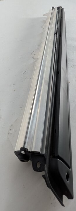 Thumbnail 2: 2013 BMW 640I GRAN COUPE (F06) REAR RIGHT DOOR WINDOW SUN SHADE ROLLER BLIND