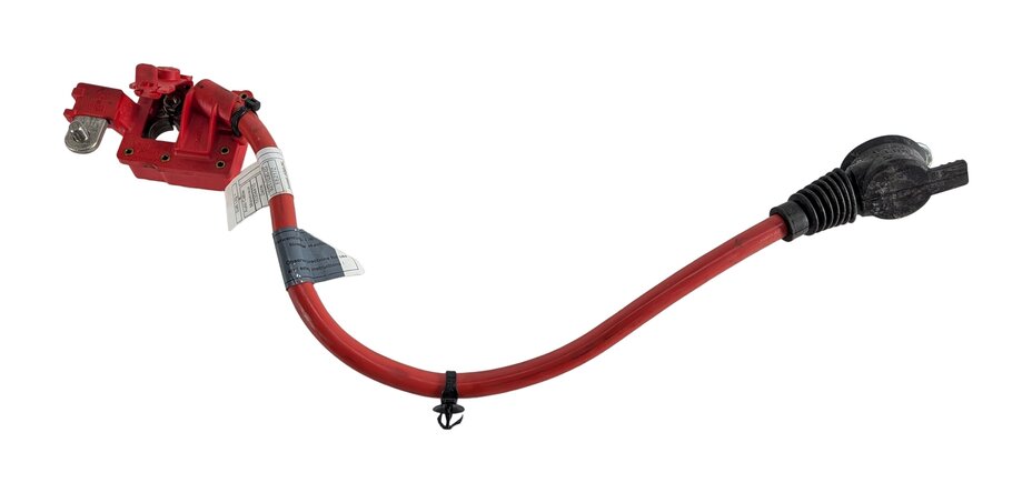 Thumbnail 7: 2013 BMW 640I GRAN COUPE (F06) 3.0L POSITIVE BATTERY CABLE w/ SAFETY TERMINAL