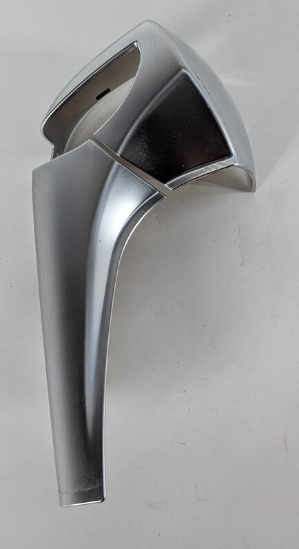 Thumbnail 3: 2013 BMW 640I GRAN COUPE (F06) FRONT RIGHT SEAT BELT SHOULDER GUIDE (Beige)
