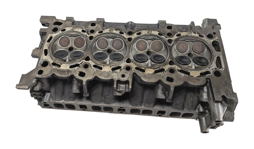 Thumbnail 2: 2012-2017 LR2 DISCOVERY SPORT EVOQUE (L538 L550) 2.0L TURBO ENGINE CYLINDER HEAD