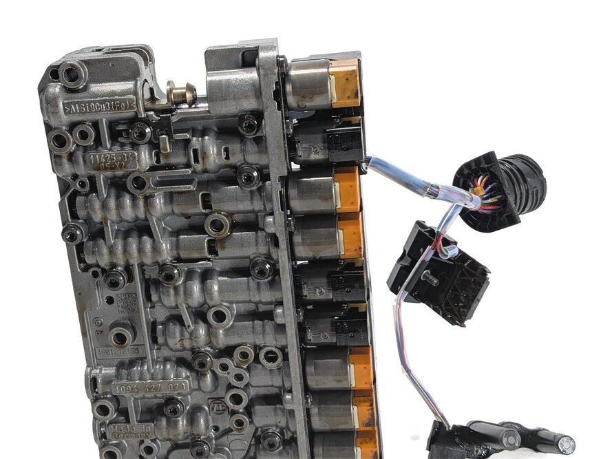 Thumbnail 6: 2014-2017 EVOQUE DISCOVERY SPORT (L538 L550) 9HP-48 AUTO TRANSMISSION VALVE BODY