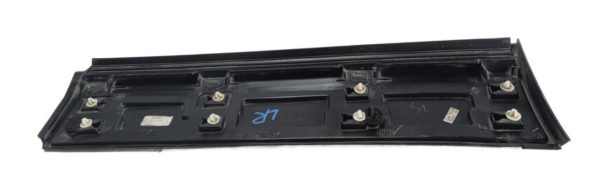 Thumbnail 3: 15-19 ROVER DISCOVERY SPORT L550 REAR LEFT EXTERIOR LOWER DOOR MOULDING