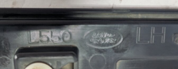 Thumbnail 4: 15-19 ROVER DISCOVERY SPORT L550 REAR LEFT EXTERIOR LOWER DOOR MOULDING