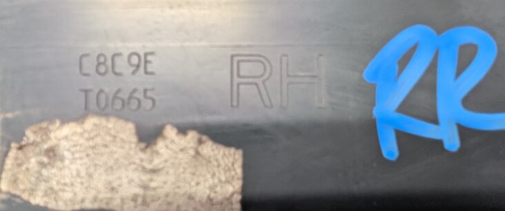 Thumbnail 5: 2015-2019 LAND ROVER DISCOVER SPORT (L550) REAR RIGHT LOWER DOOR MOULDING TRIM