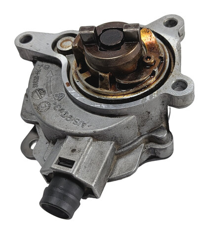 Thumbnail 5: 12-17 JAGUAR XE XF / RANGE ROVER EVOQUE DISCOVERY LR2 2.0L BRAKE VACUUM PUMP