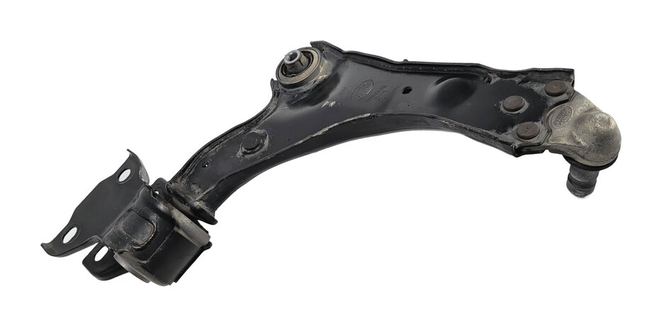 Thumbnail 6: 2015-2019 EVOQUE DISCOVERY SPORT (L538 L550) LEFT FRONT DRIVER LOWER CONTROL ARM