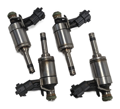 Thumbnail 2: 12-17 LR2 DISCOVERY SPORT RANGE ROVER EVOQUE (L538 L550) 2.0L FUEL INJECTOR SET