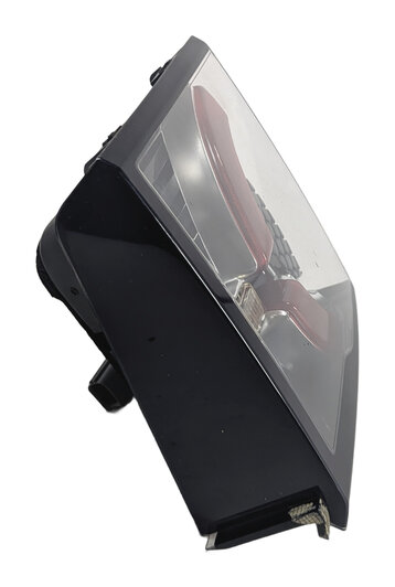 Thumbnail 3: 2015-2019 LAND ROVER DISCOVERY SPORT (L550) LEFT REAR INNER TAILLIGHT LIGHT LAMP