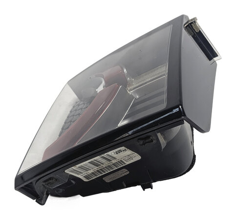 Thumbnail 6: 2015-2019 LAND ROVER DISCOVERY SPORT (L550) LEFT REAR INNER TAILLIGHT LIGHT LAMP