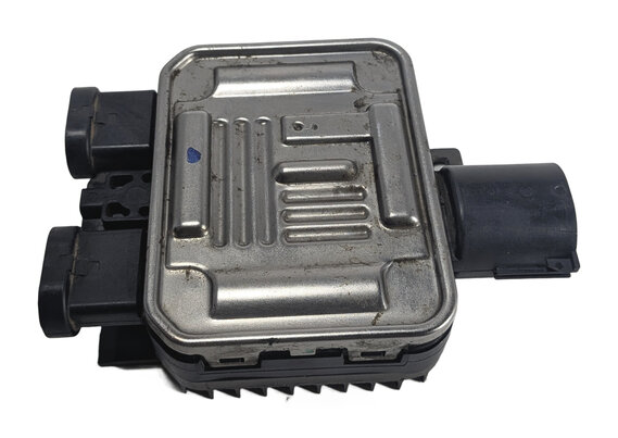 Thumbnail 3: 2016 LAND ROVER DISCOVERY SPORT (L550) RADIATOR COOLING FAN CONTROL MODULE ECU