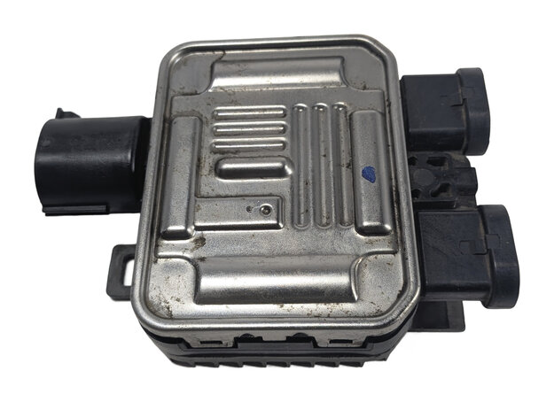 Thumbnail 5: 2016 LAND ROVER DISCOVERY SPORT (L550) RADIATOR COOLING FAN CONTROL MODULE ECU