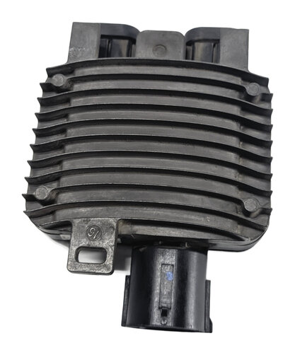 Thumbnail 6: 2016 LAND ROVER DISCOVERY SPORT (L550) RADIATOR COOLING FAN CONTROL MODULE ECU