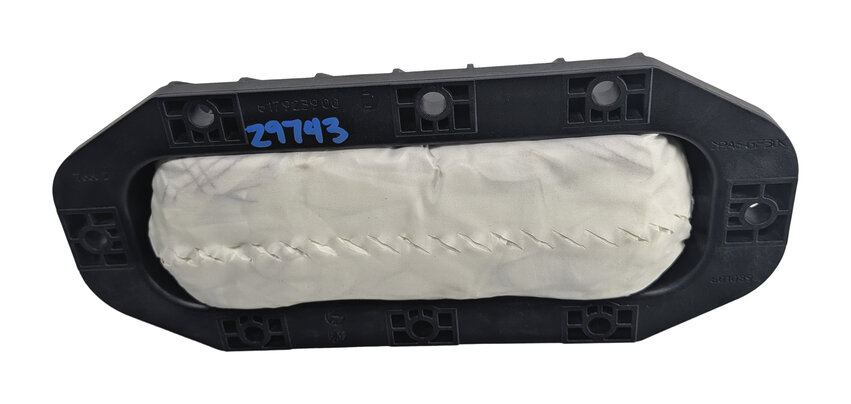 Thumbnail 2: 2015-2019 LAND ROVER DISCOVERY SPORT (L550) RIGHT PASSENGER DASH AIRBAG AIR BAG