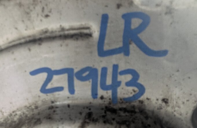Thumbnail 7: 2015-2019 LAND ROVER DISCOVERY SPORT (L550) REAR LEFT DRIVER SPINDLE KNUCKLE HUB