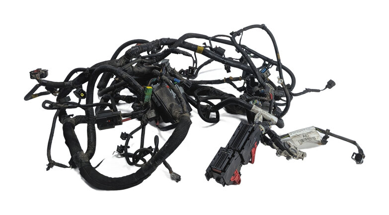 2016 LAND ROVER DISCOVERY SPORT L550 2.0L 204PT ENGINE WIRE HARNESS w/ FUSE BOX