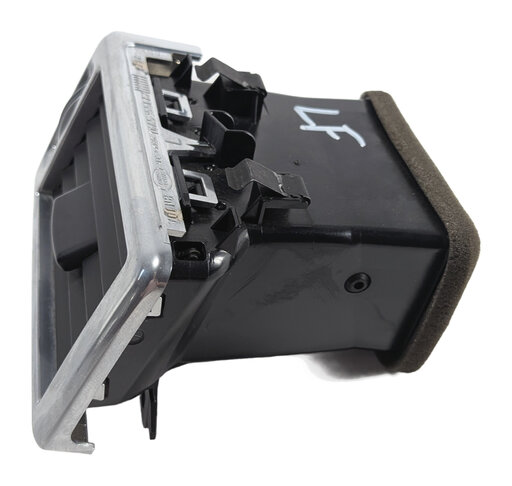 Thumbnail 6: 2016 LAND ROVER DISCOVERY SPORT (L550) FRONT LEFT DRIVER DASH AC VENT (Black)