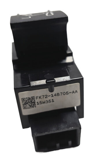 Thumbnail 7: 2016 LAND ROVER DISCOVERY SPORT (L550) REAR LEFT SEAT BACK RELEASE SWITCH