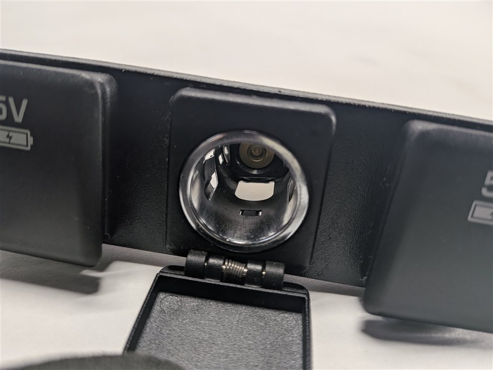 Thumbnail 8: 2016 LAND ROVER DISCOVERY SPORT (L550) USB 12V POWER OUTLET CHARGER SOCKET PANEL