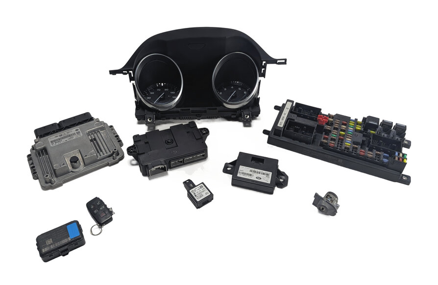 Thumbnail 2: 2016 LAND ROVER DISCOVERY SPORT L550 2.0L 204PT ENGINE ECM BCM CLUSTER KEY SET/9