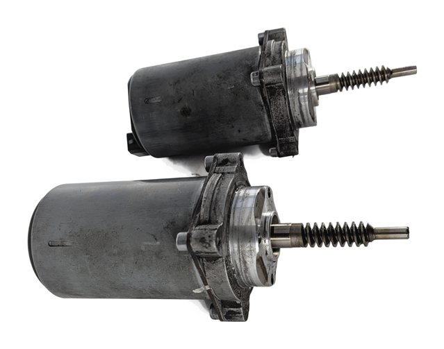 Thumbnail 5: 2008 BMW X5 (E70) 4.8L (N62) ENGINE VALVETRONIC ECCENTRIC CAM SHAFT MOTOR SET/2