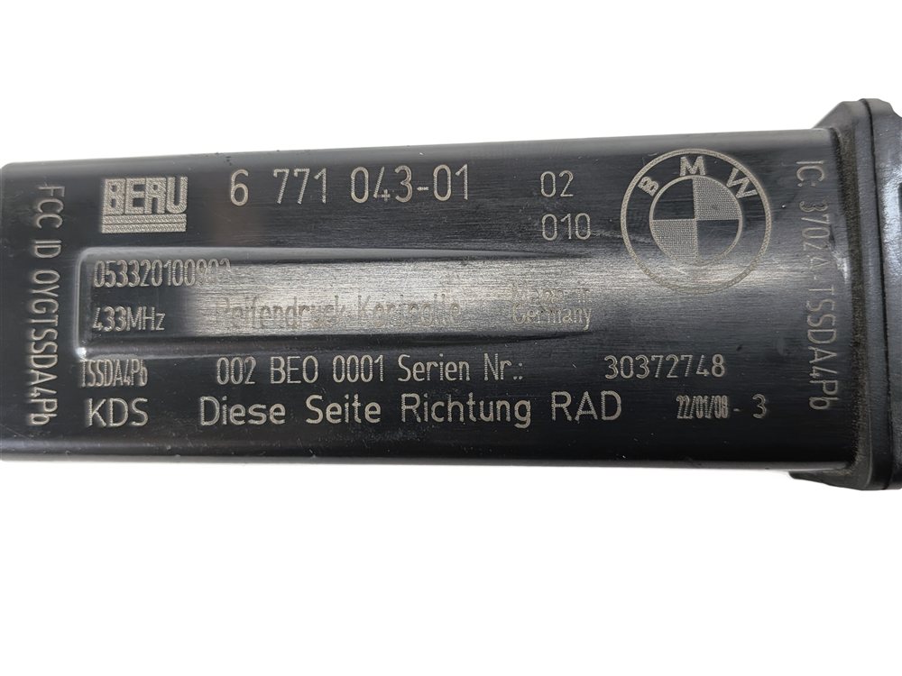Thumbnail 9: 2008 BMW X5 (E70) RDC TIRE PRESSURE MONITOR TPMS WHEEL ARCH ANTENNA RECEIVER