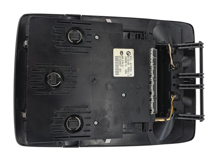 Thumbnail 7: 2008 BMW X5 (E70) FRONT OVERHEAD CONSOLE DOME READING LIGHT SUNROOF SOS (Black)