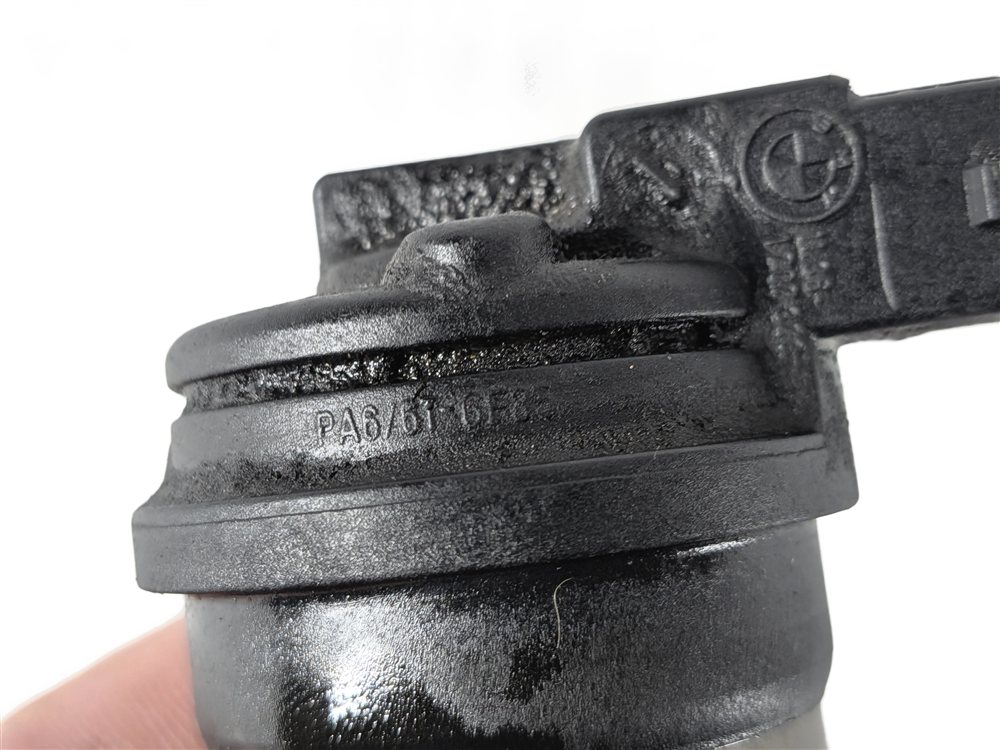 Thumbnail 9: 2007-2010 BMW X5 (E70) 4.8L N62TU V8 ENGINE VANOS CAMSHAFT SOLENOID VALVE SET/2