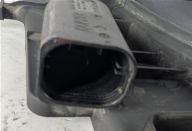 Thumbnail 7: 2007-2010 BMW X5 (E70) RADIATIOR COOLING FAN MOTOR w/ SHROUD (600 WATT)