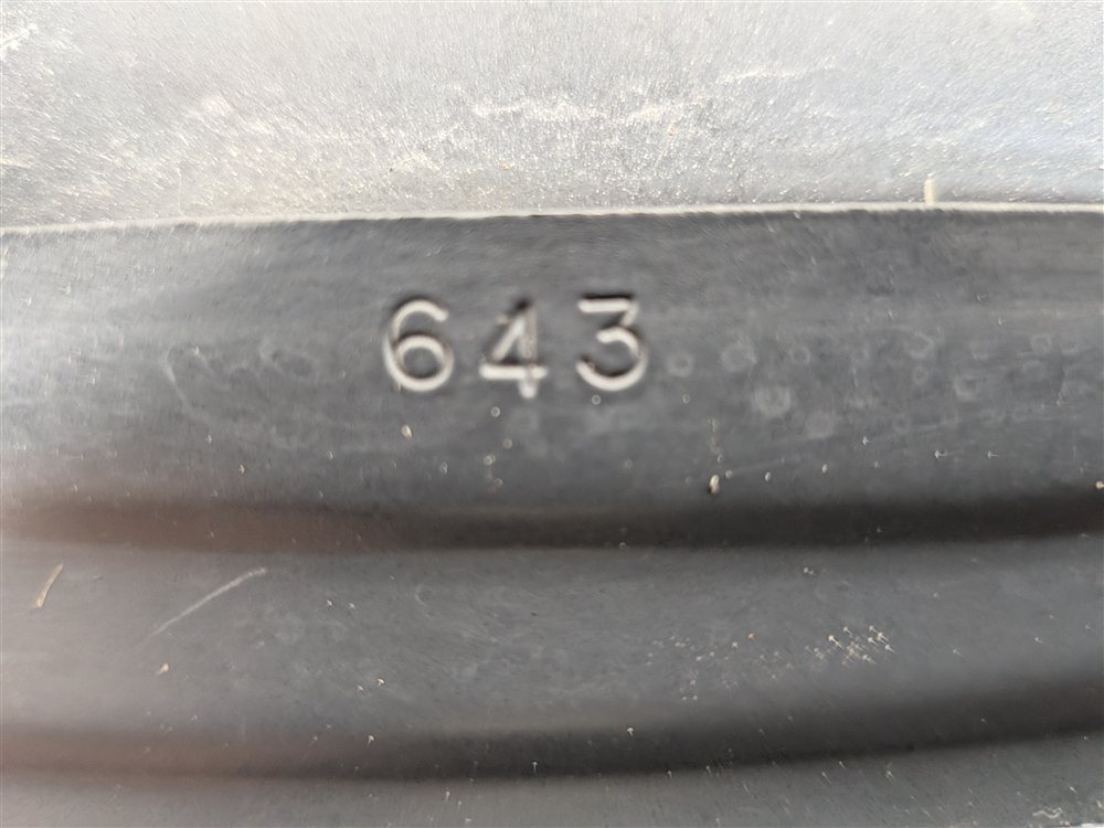 Thumbnail 8: 2007-2013 BMW X5 (E70) FUEL TANK FILLER DOOR TRIM FLAP LID COVER (Black)