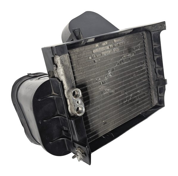 2007-2010 BMW X5 (E70) 4.8L ENGINE MOTOR OIL FLUID COOLER RADIATOR