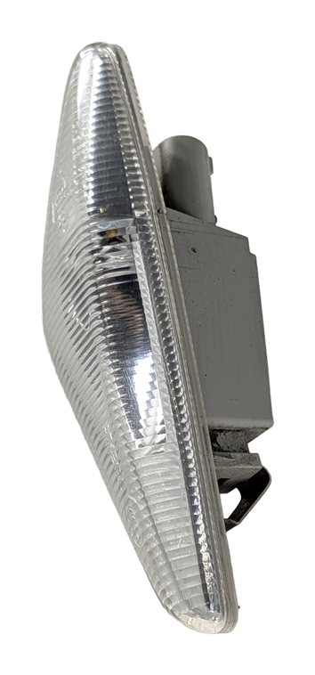 Thumbnail 3: 07-14 BMW X3 X5 X6 (E70 E71 F25) FRONT LEFT FENDER SIDE MARKER TURN SIGNAL LIGHT