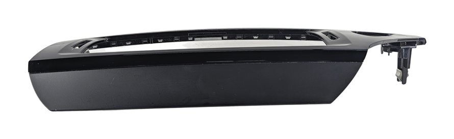 Thumbnail 6: 2016 BMW X3 F25 CENTER DASH HEAT AIR AC VENT TRIM BEZEL w/ ACCENT STRIP (Black)