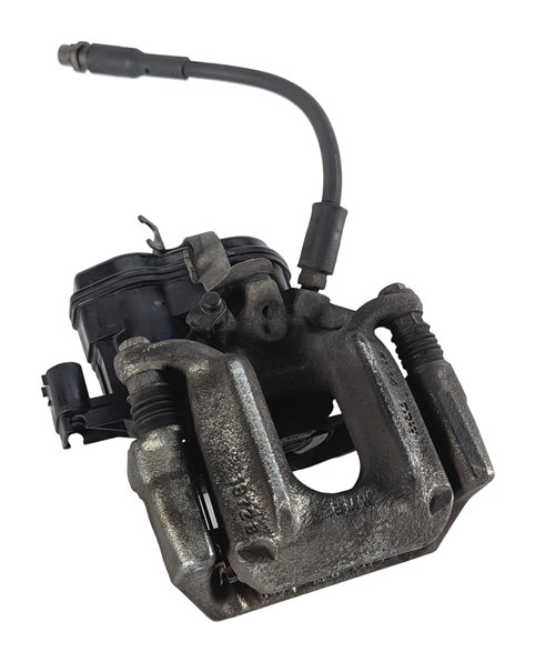 11-18 BMW X3 X4 (F25 F26) REAR RIGHT PASSENGER DISC BRAKE CALIPER w/ ACTUATOR