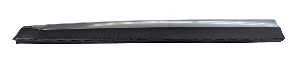 Thumbnail 2: 2015-2017 BMW X3 F25 FRONT LEFT DRIVER LOWER DOOR BODY MOLDING X-LINE (Blue)