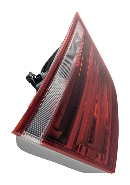 Thumbnail 6: 11-17 BMW X3 (F25) LEFT DRIVER REAR INNER TRUNK INCANDESCENT TAILLIGHT (OPT 522)