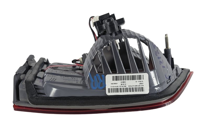 Thumbnail 8: 11-17 BMW X3 (F25) RIGHT PASSENGER REAR INNER INCANDESCENT TAILLIGHT (OPT. 522)