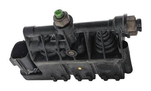 Thumbnail 5: 2011 LAND ROVER LR4 L319 FRONT AIR RIDE SUSPENSION VALVE BLOCK SOLENOID MANIFOLD