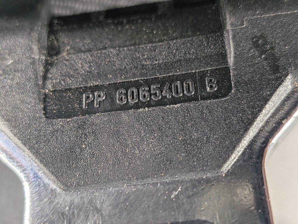 Thumbnail 10: 2011 LAND ROVER LR4 (L319) 3RD ROW LEFT & RIGHT SEATBELT RETRACTOR SET/2 (Black)