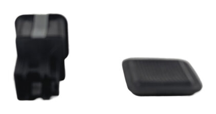 Thumbnail 6: 2011 LAND ROVER LR4 (L319) TAILGATE RELEASE PUSH BUTTON SWITCH w/ RUBBER COVER