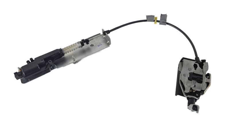 Thumbnail 3: 2011 LAND ROVER LR4 L319 REAR LOWER TAILGATE HATCH LOCK LATCH w/ ACTUATOR MOTOR